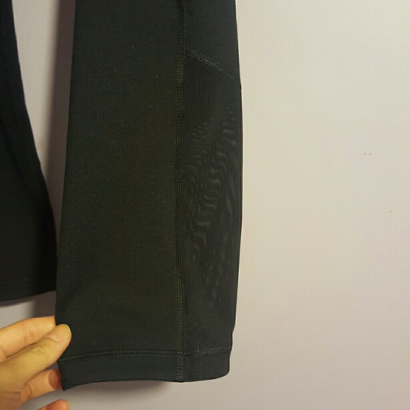 NWT Under Armour leggings sz M - Picture 2 of 3