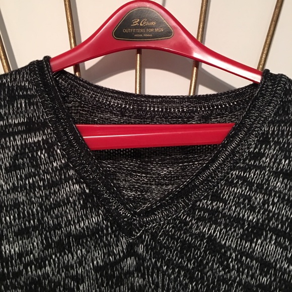 Dress - Picture 4 of 5