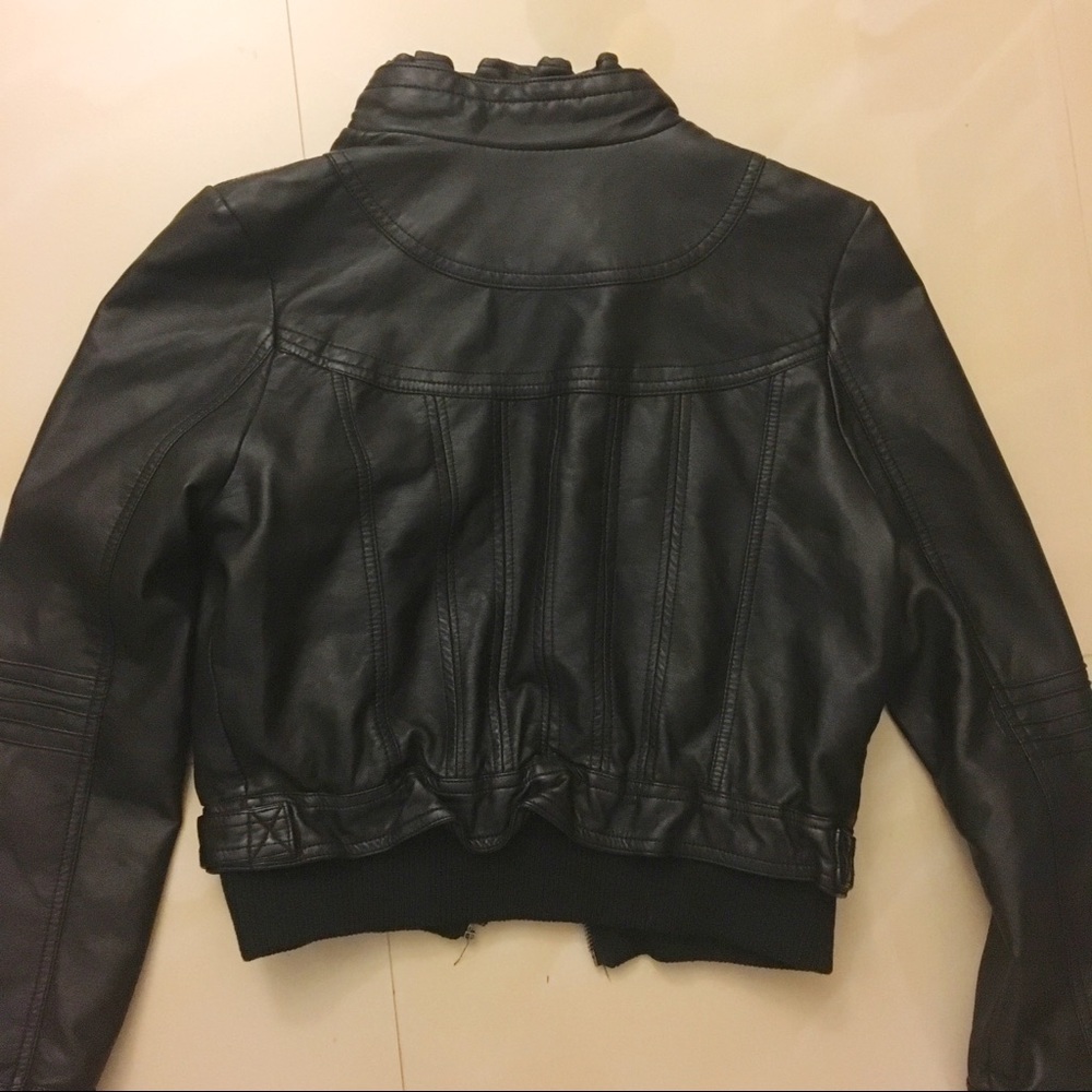Essential leather jacket - Picture 4 of 4