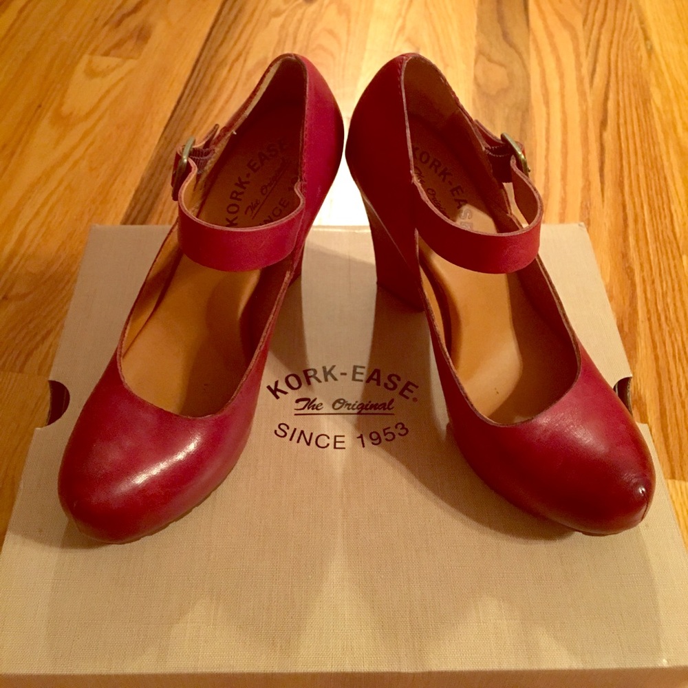 New korkease red maryjanes