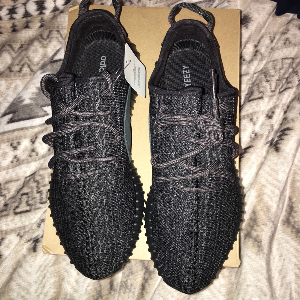 Yeezy Pirate black originals