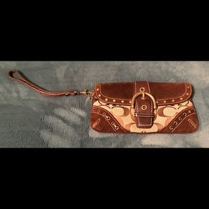 Coach Classic Wristlet