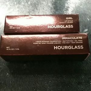 Hourglass mini lot lipstick and foundation