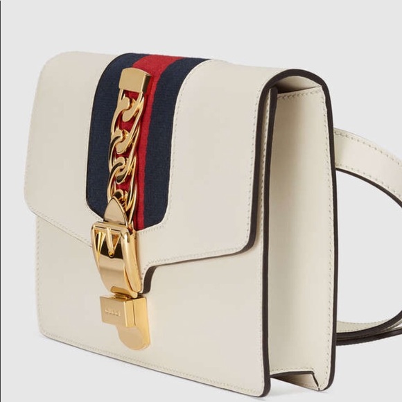 Gucci Sylvie Leather Belt Bag - Picture 4 of 8