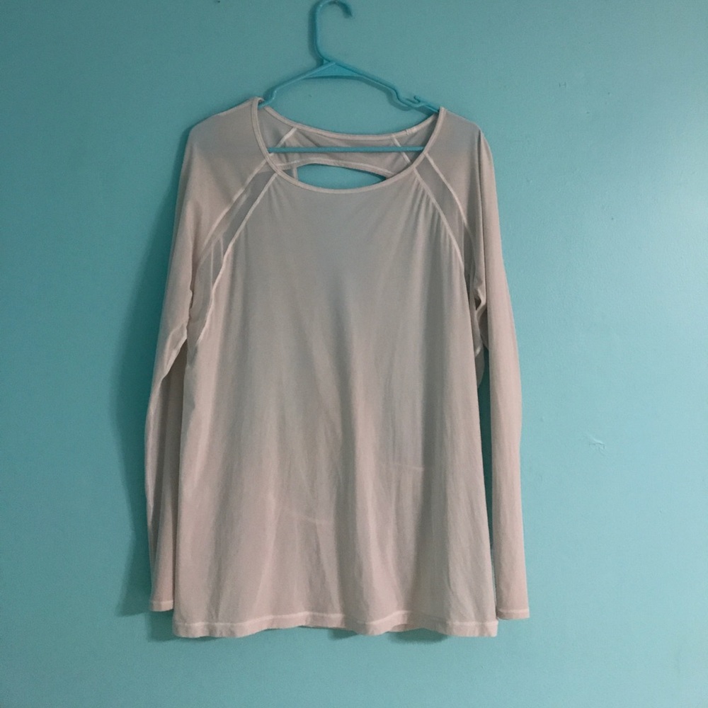 LULULEMON super cool top!