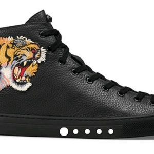 Meet your Posher, Carson