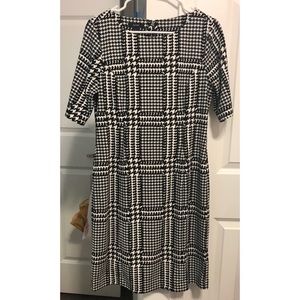 Fitted Houndstooth Dress Fitted Houndstooth Dress