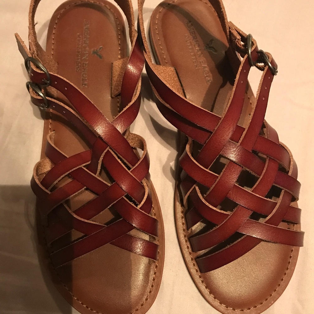 American Eagle brown sandals
