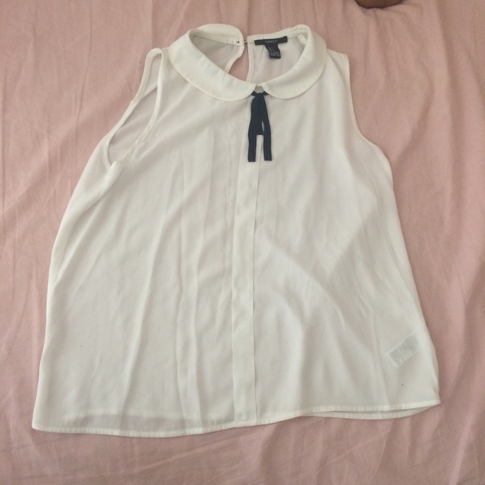 Sleeveless top