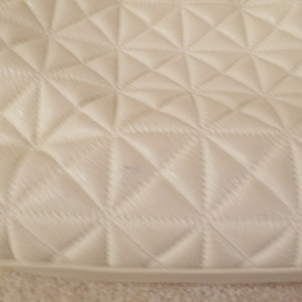 Kate Spade Tote - Picture 2 of 8