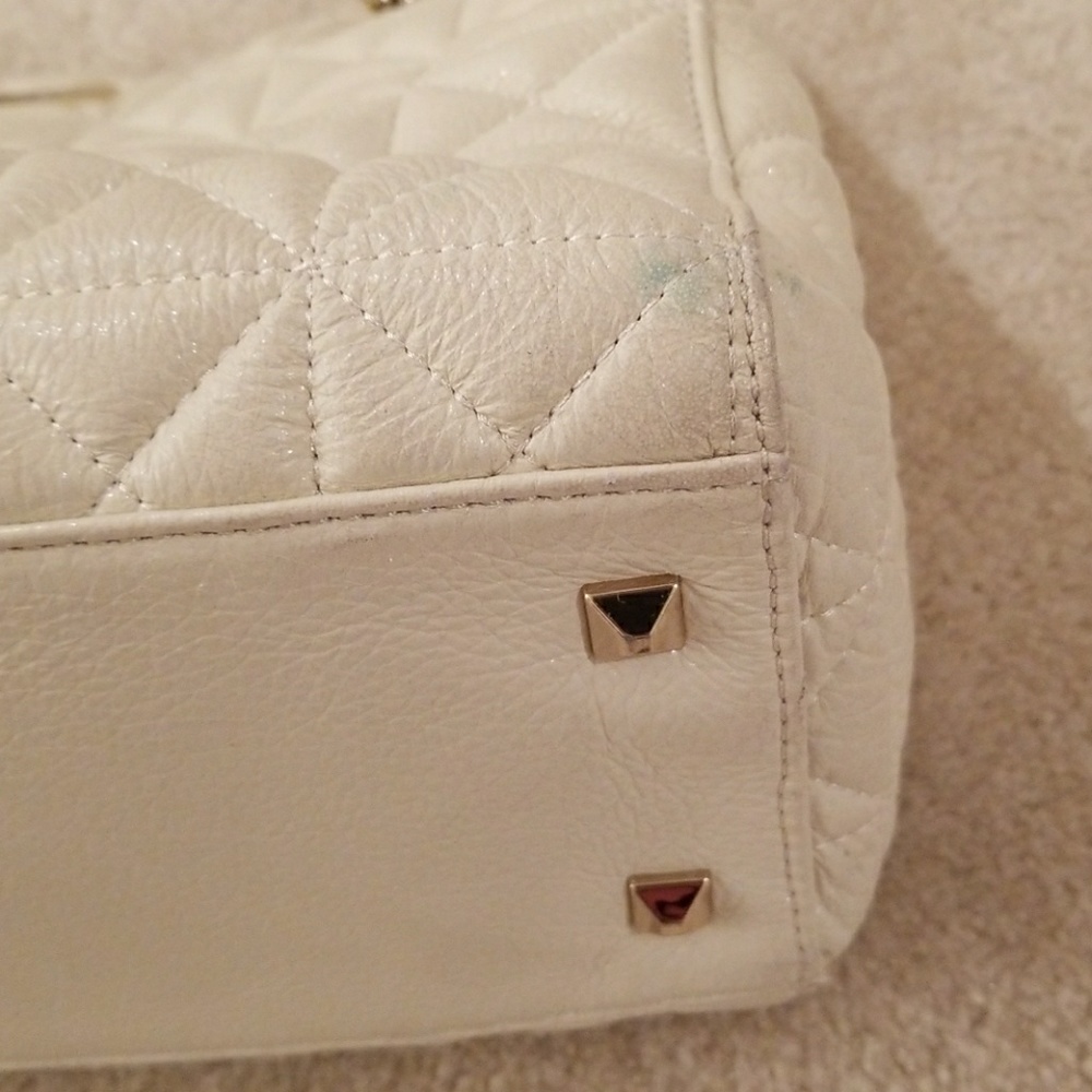 Kate Spade Tote - Picture 3 of 8