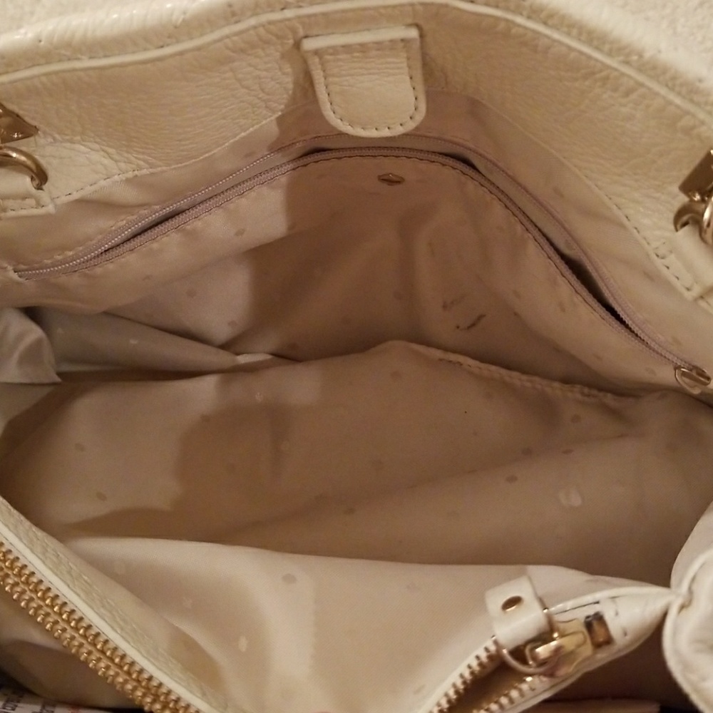 Kate Spade Tote - Picture 7 of 8