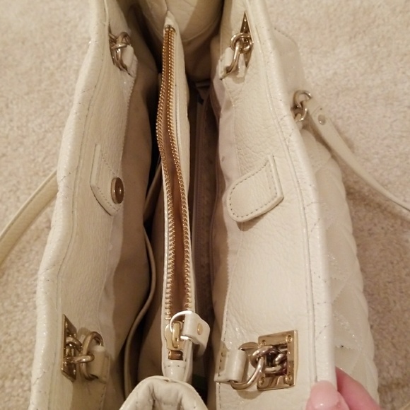 Kate Spade Tote - Picture 5 of 8