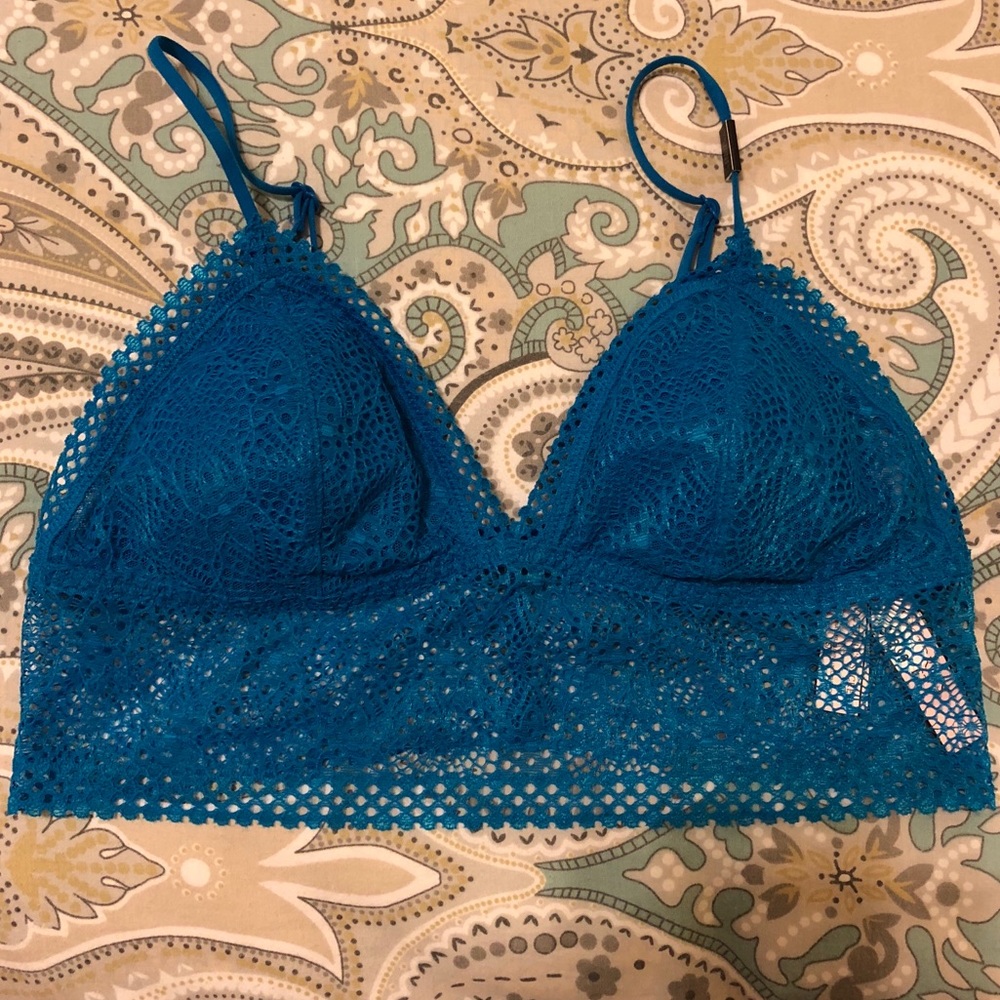 Victoria’s Secret Lacy blue Bralette 💙