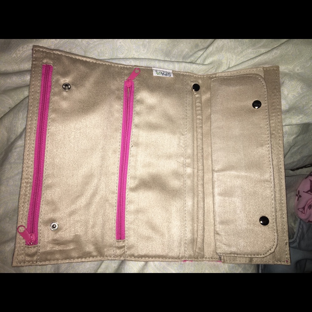 Jewelry pouch - Picture 2 of 4