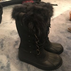 Winter boots