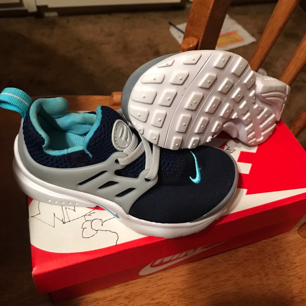 Kids Nike Prestos 10c