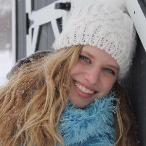 Meet your Posher, Elise