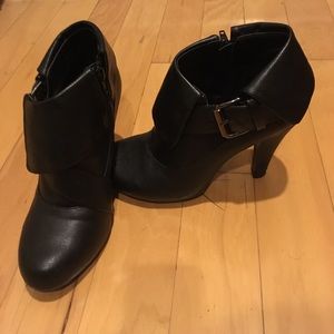 Flattering ankle booties