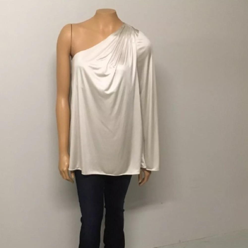 Elizabeth And James Top