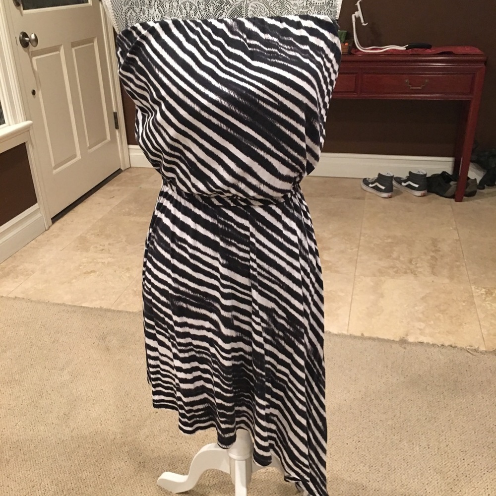 Guess Strapless dress