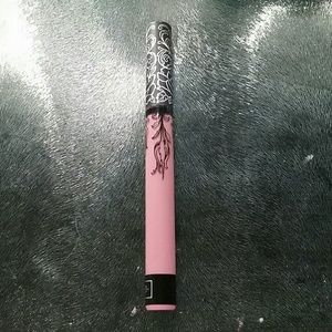 Kat von d requiem liquid lipstick