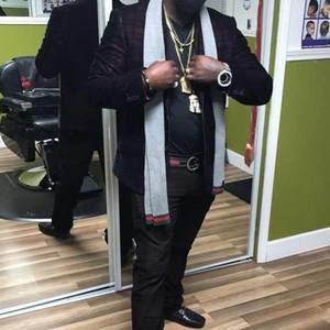 Meet your Posher, Gregory