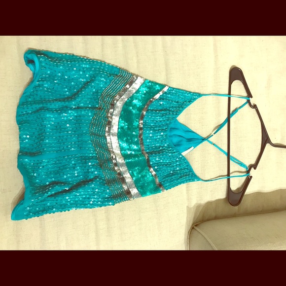 Saks Fifth Avenue top - Picture 1 of 3