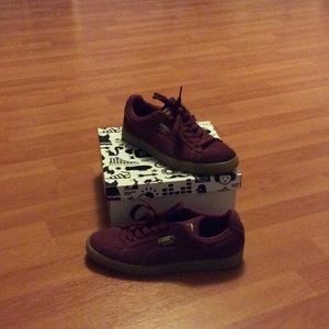 Puma Suede Sneakers