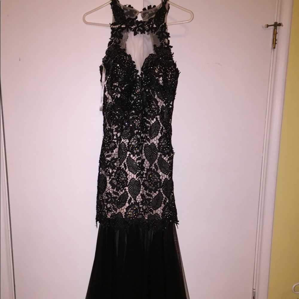 Sherri Hill Black Lace Dress