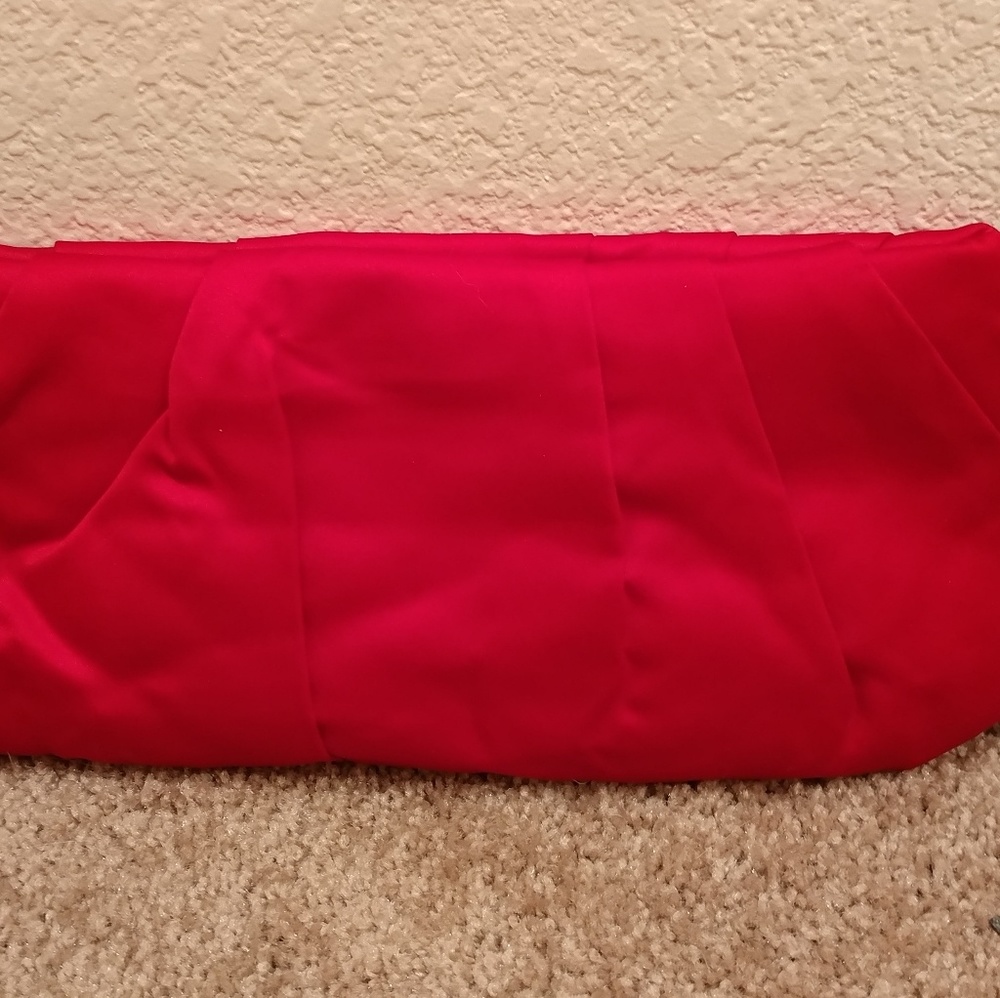 Red Clutch