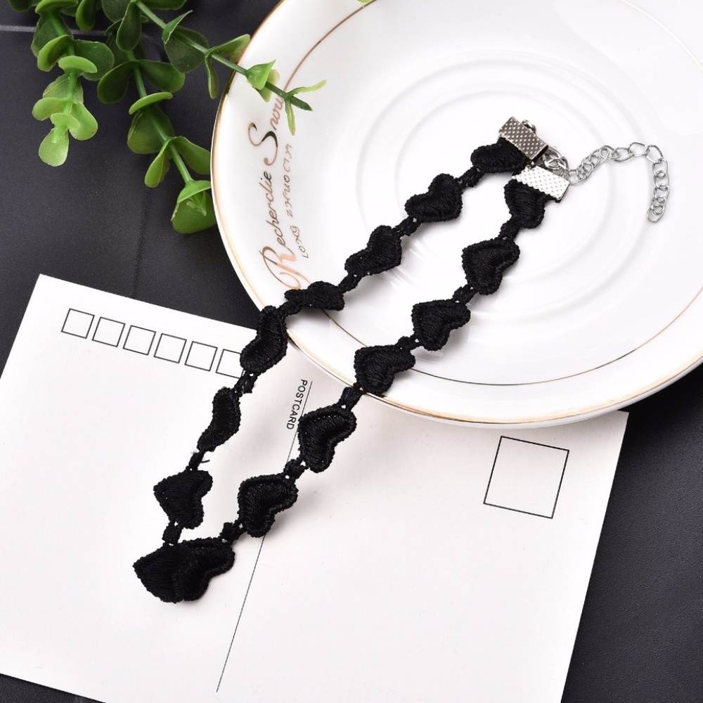 Heart Choker Necklace