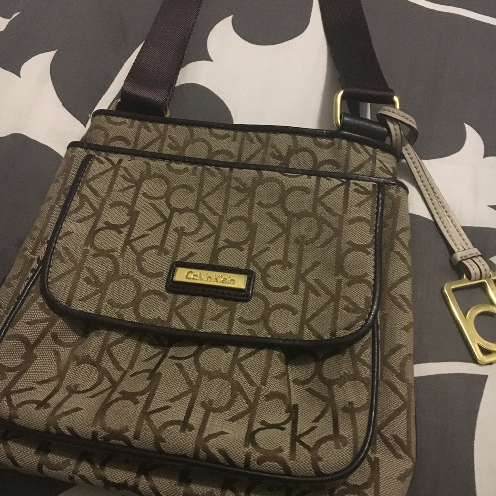 Calvin Klein crossbody purse