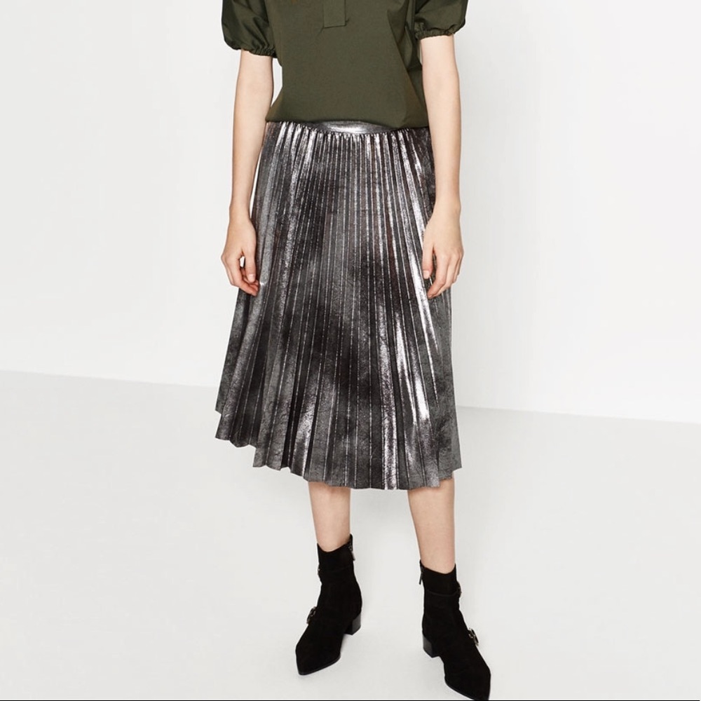Zara Metallic midi pleated skirt