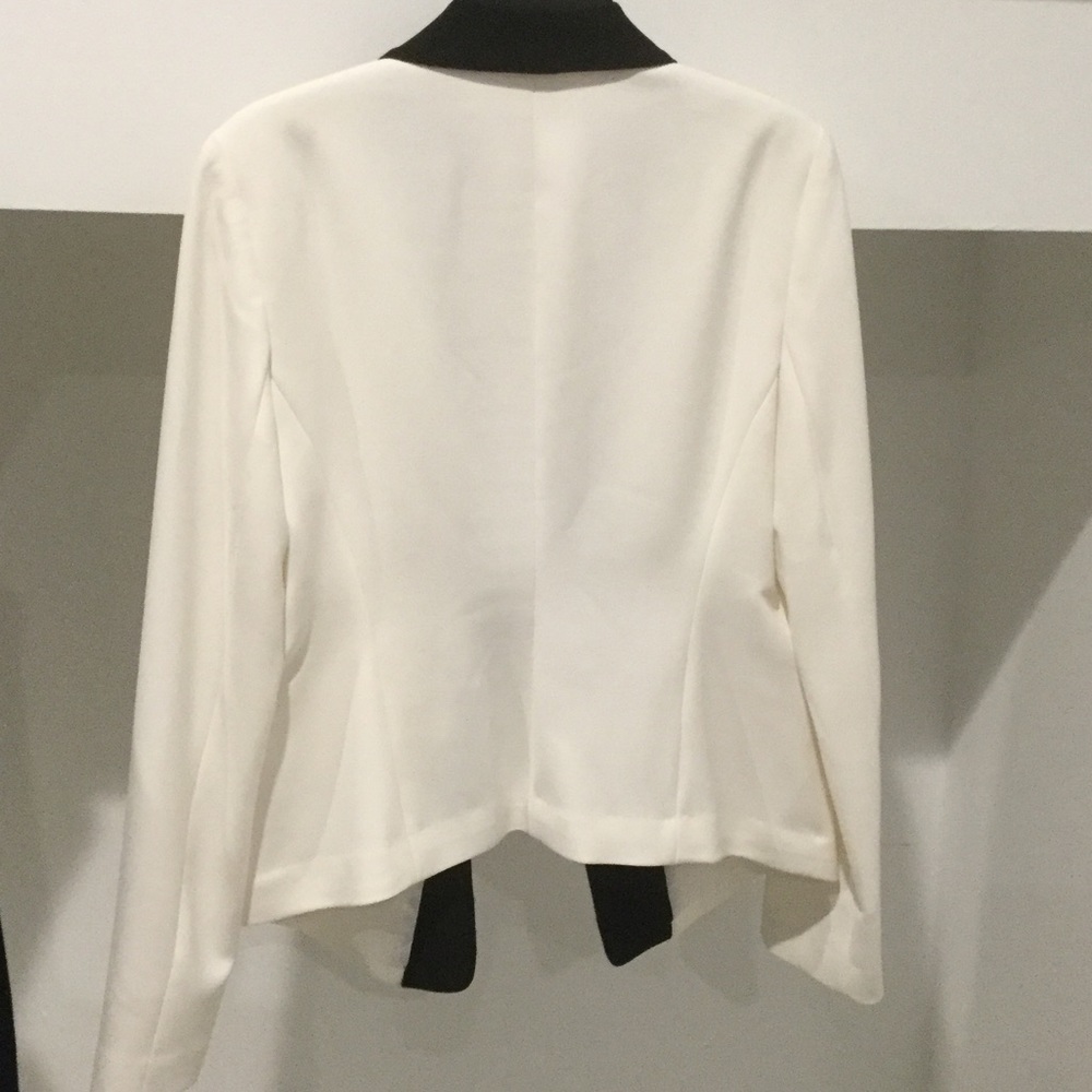 NWT sleek tuxedo style lined jacket - Picture 2 of 2
