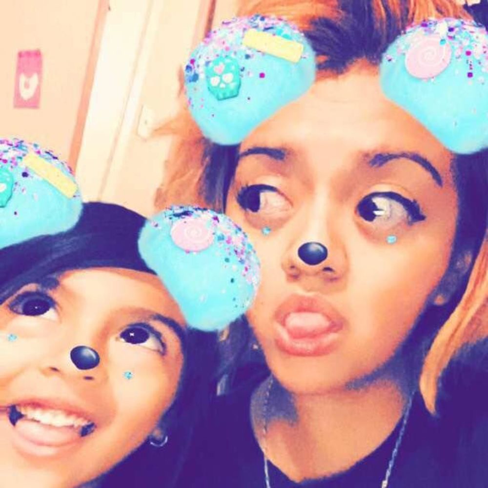 Meet your Posher, Ana