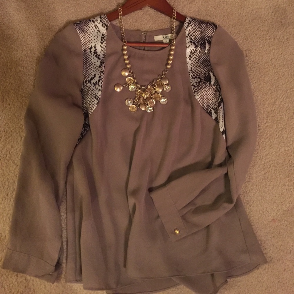 Small fashion top size small