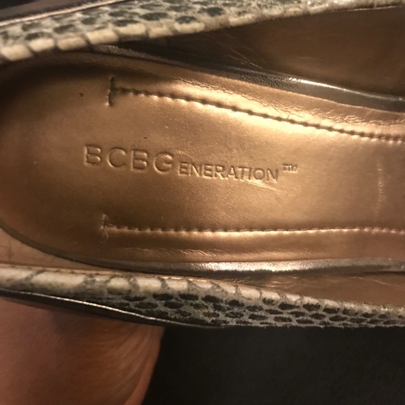 Bcbg Generation Python Pumps - Picture 3 of 5