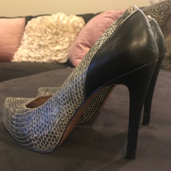 Bcbg Generation Python Pumps - Picture 5 of 5