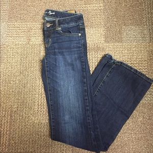 American Eagle boyfriend jeans