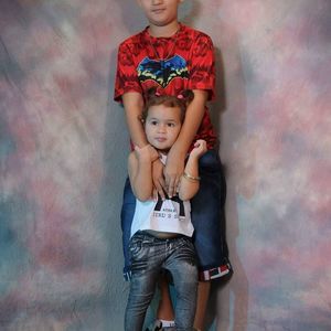 Meet your Posher, Adrian