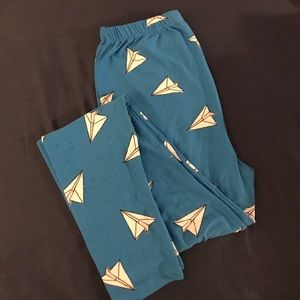 One size Lularoe airplane leggings