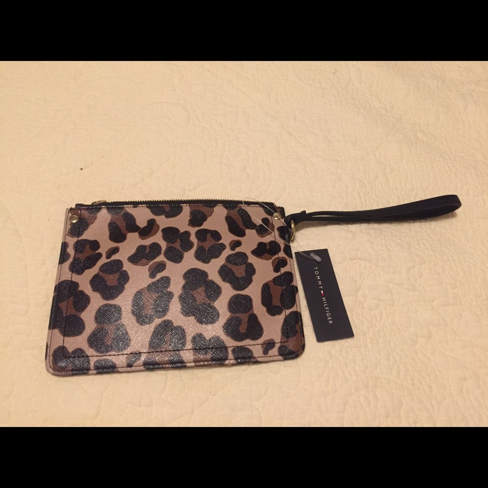 Tommy Hilfiger Wristlet