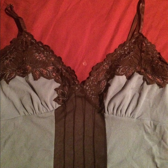 🌎TANK/CAMOSOLE🌎 - Picture 3 of 3