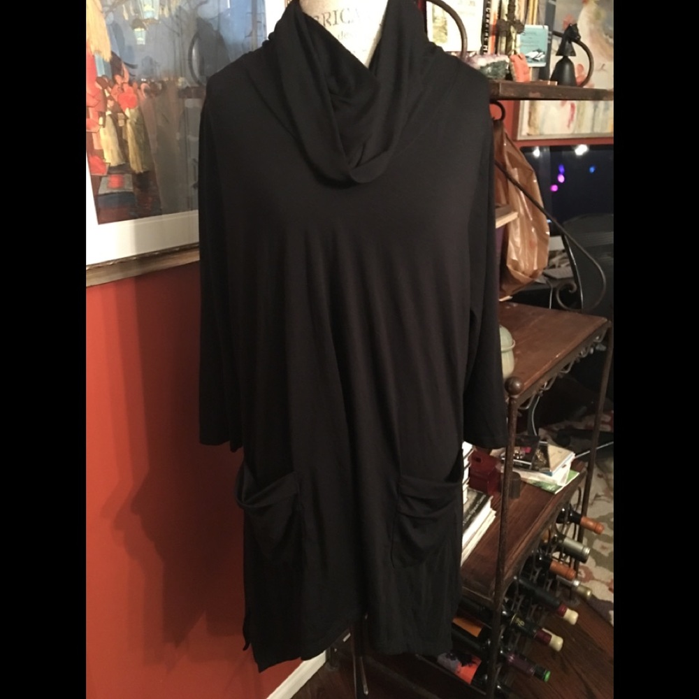 August Silk Black Top