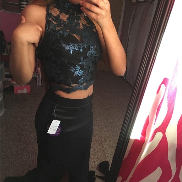 Windsor prom floral two piece dress - Picture 7 of 7