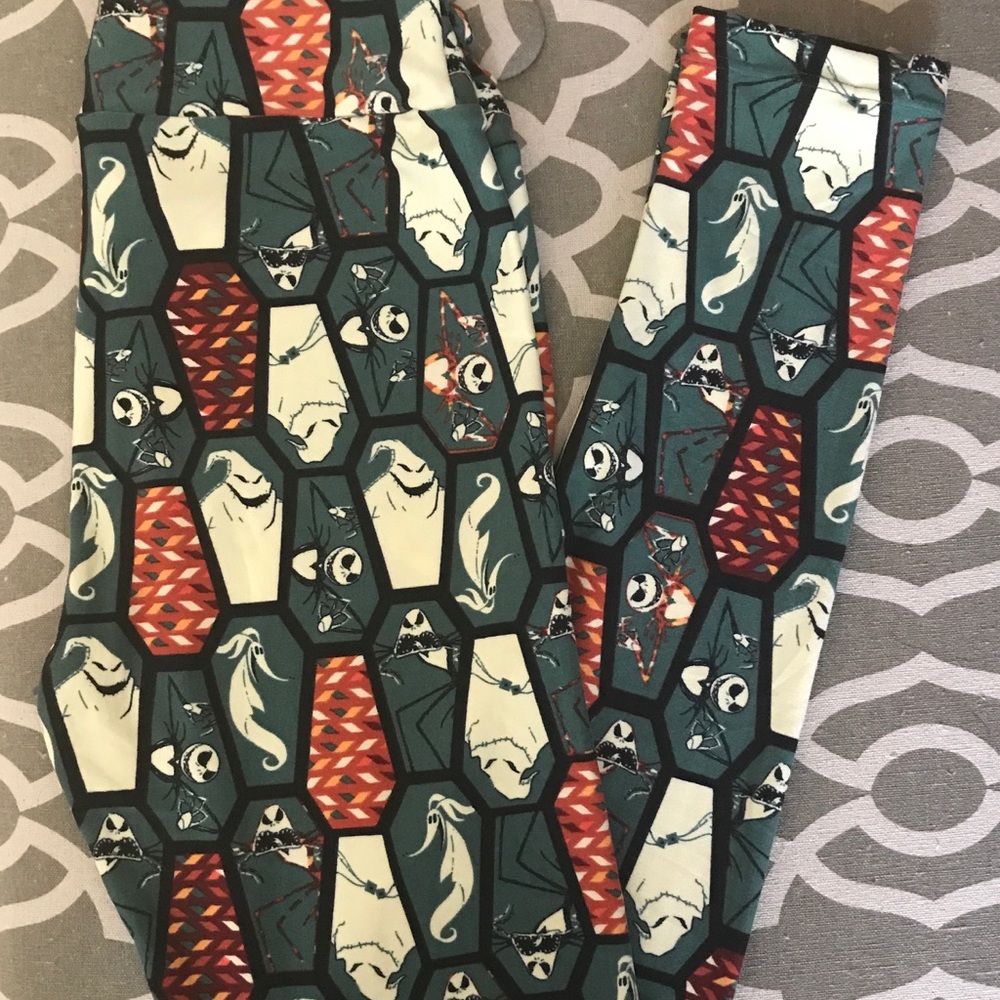 NWT Nightmare before Christmas Lularoe Leggings OS