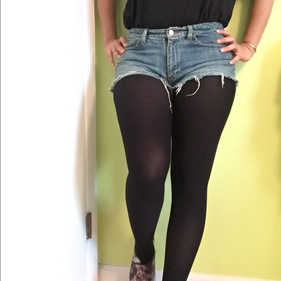 VINTAGE cutoffs 👖 - Picture 3 of 8