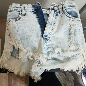 High waisted denim fringed shorts