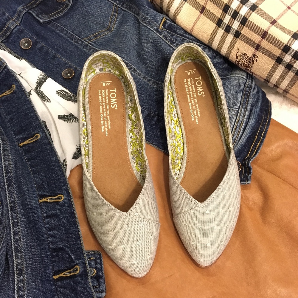 New TOMS Grey Jutti Flat